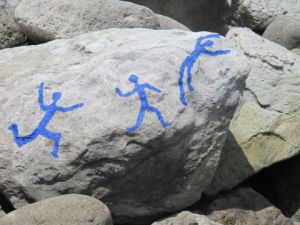 Voir le détail de cette oeuvre: B's blue sur un rocher